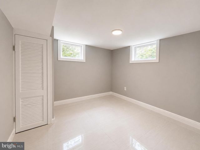 9208 SURRATTS MANOR DR, Clinton, MD 20735