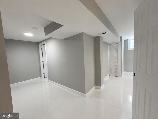 9208 SURRATTS MANOR DR, Clinton, MD 20735