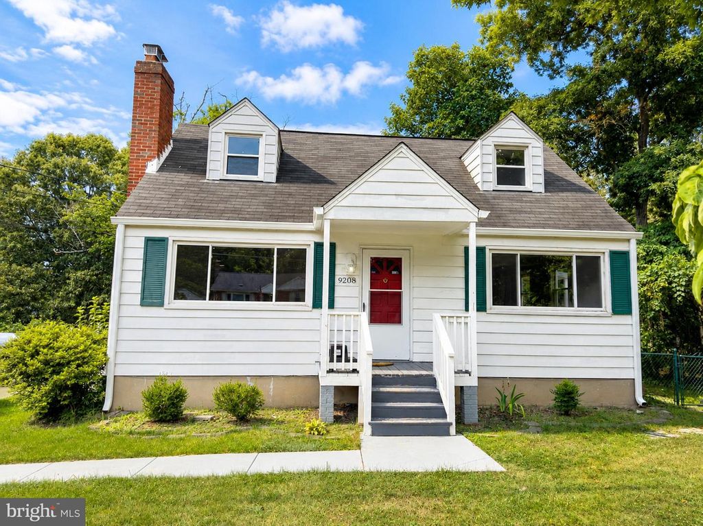 9208 SURRATTS MANOR DR, Clinton, MD 20735