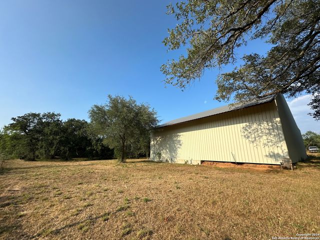 19366 BENTON CITY RD, Somerset, TX 78069