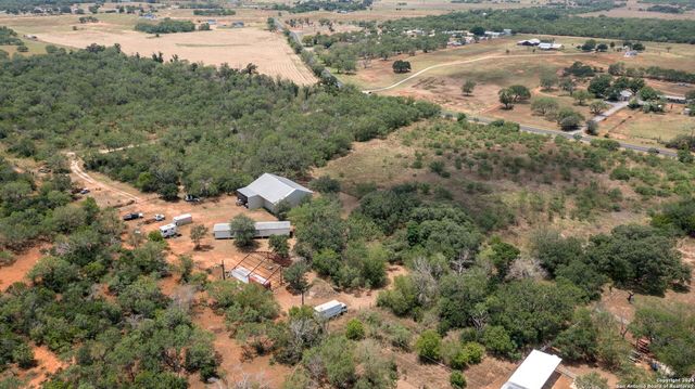 19366 BENTON CITY RD, Somerset, TX 78069