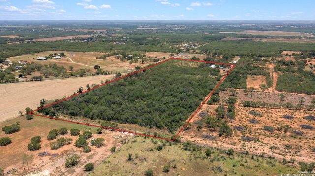 19366 BENTON CITY RD, Somerset, TX 78069