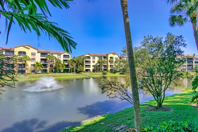 400 Uno Lago Drive 204, Juno Beach, FL 33408