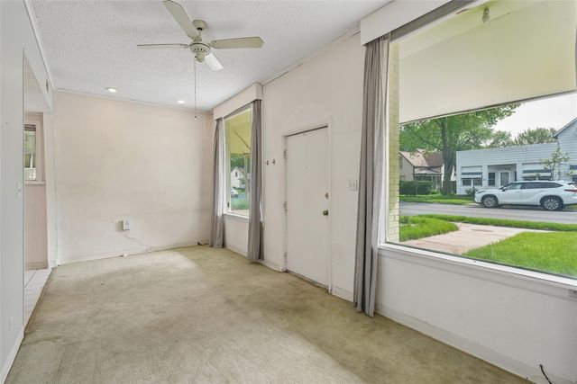 4000-4002 11th Street, Des Moines, IA 50313