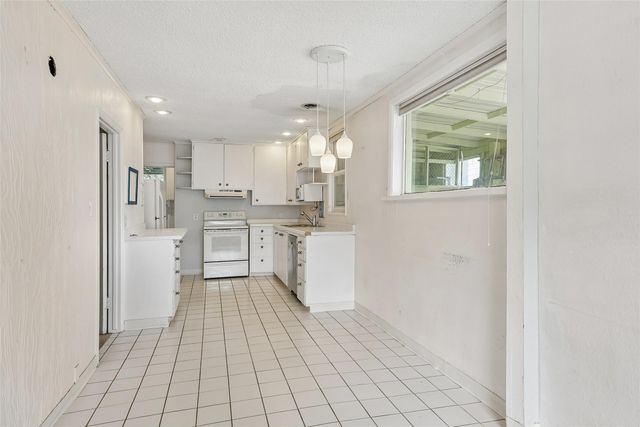 4000-4002 11th Street, Des Moines, IA 50313