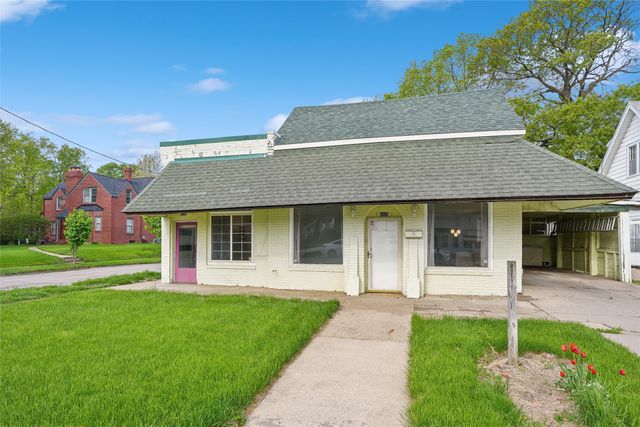 4000-4002 11th Street, Des Moines, IA 50313