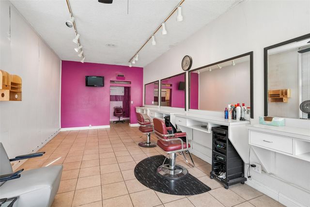 4000-4002 11th Street, Des Moines, IA 50313