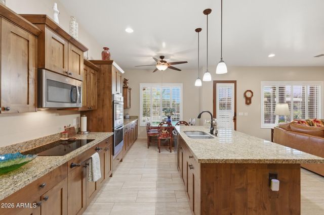 14645 W HEDGEHOG Place, Surprise, AZ 85387