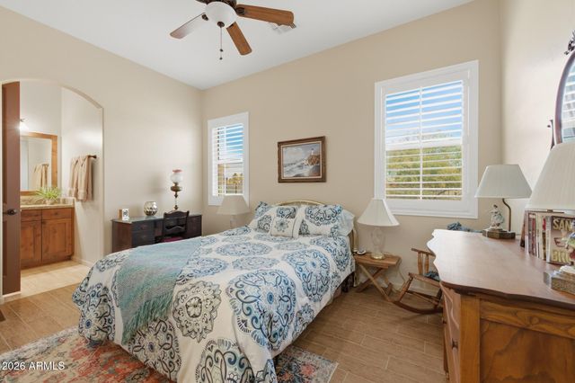 14645 W HEDGEHOG Place, Surprise, AZ 85387