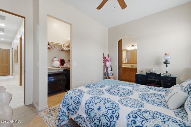 14645 W HEDGEHOG Place, Surprise, AZ 85387