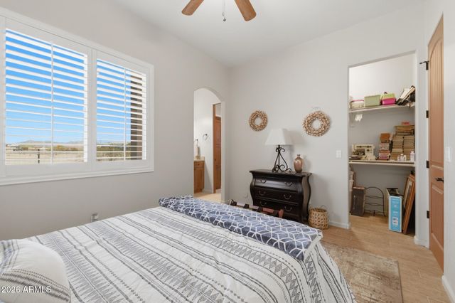14645 W HEDGEHOG Place, Surprise, AZ 85387