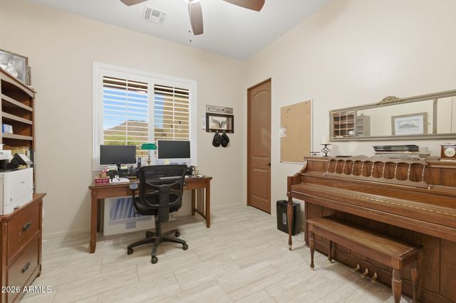 14645 W HEDGEHOG Place, Surprise, AZ 85387