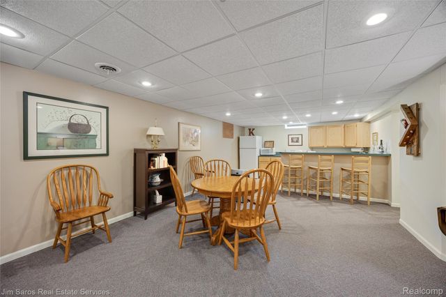 20660 Parkplace Lane, Clinton Charter Township, MI 48036