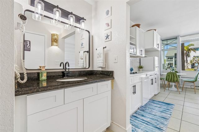 611 DESTINY DRIVE 308, Ruskin, FL 33570