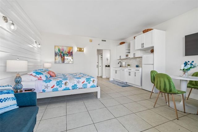 611 DESTINY DRIVE 308, Ruskin, FL 33570