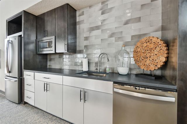 611 DESTINY DRIVE 308, Ruskin, FL 33570