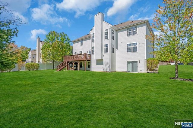 727 Maidenstone Drive, Brick, NJ 08724
