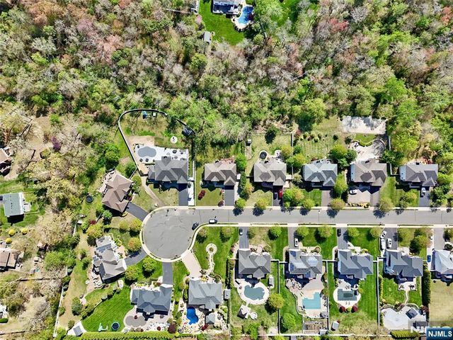727 Maidenstone Drive, Brick, NJ 08724