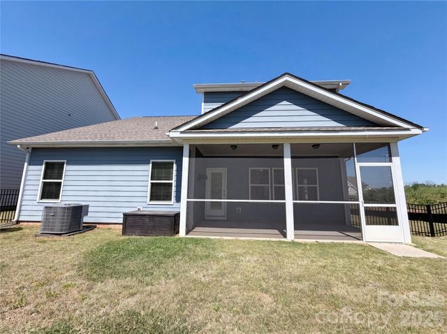 194 Canada Drive, Statesville, NC 28677