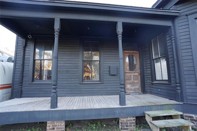 2215 Kane Street, Houston, TX 77007