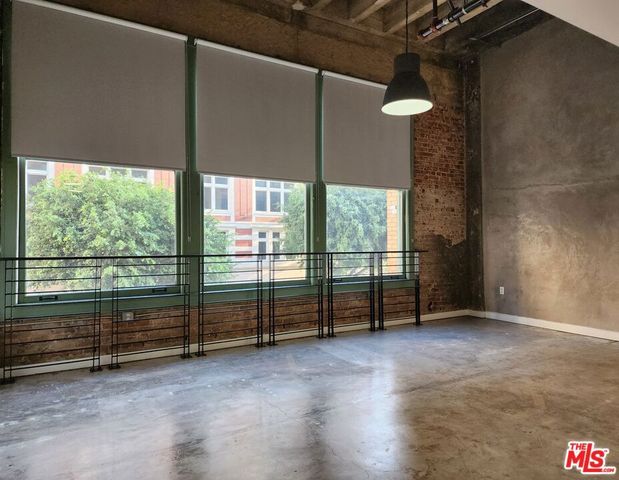 711 S Olive Street 505, Los Angeles, CA 90014