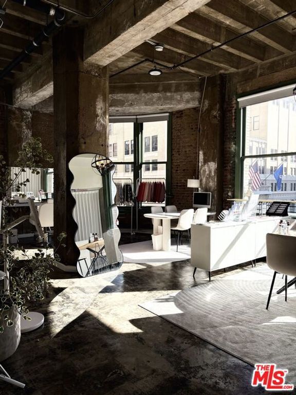 711 S Olive Street 505, Los Angeles, CA 90014