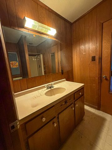 720 E Erie Avenue, Folly Beach, SC 29439