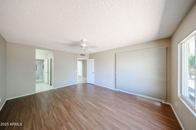 6926 S OAKMONT Drive, Chandler, AZ 85249