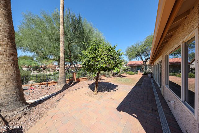 6926 S OAKMONT Drive, Chandler, AZ 85249