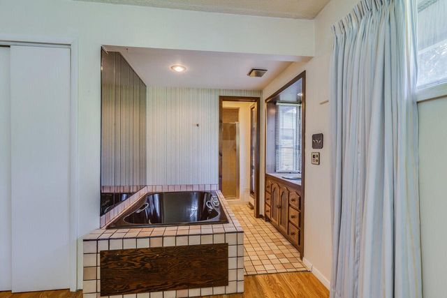 2329 23rd STREET S, La Crosse, WI 54601