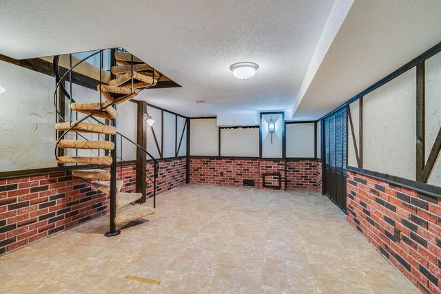 2329 23rd STREET S, La Crosse, WI 54601