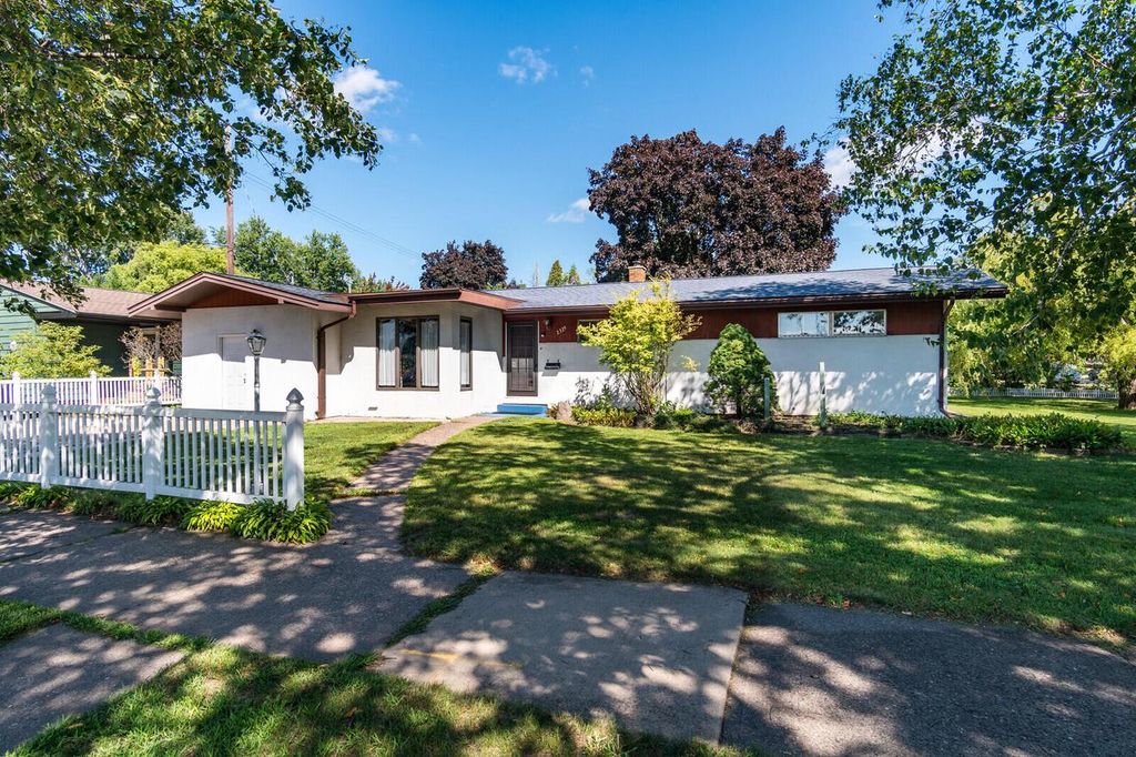 2329 23rd STREET S, La Crosse, WI 54601