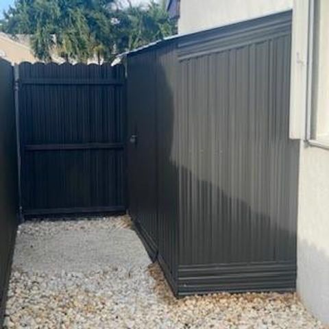 16322 SW 76th Street, Miami, FL 33193