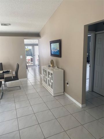 16322 SW 76th Street, Miami, FL 33193