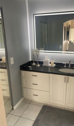 16322 SW 76th Street, Miami, FL 33193