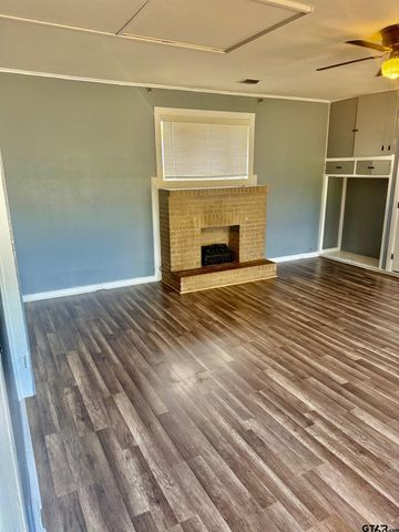 2408 Hunter St., Tyler, TX 75701