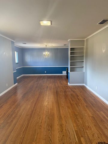 2408 Hunter St., Tyler, TX 75701