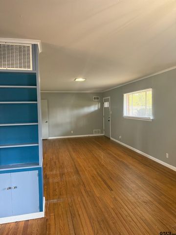 2408 Hunter St., Tyler, TX 75701