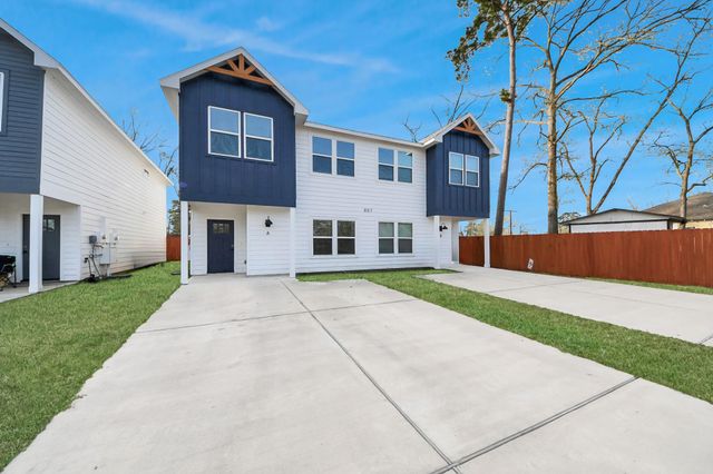807 Avenue J, Conroe, TX 77301