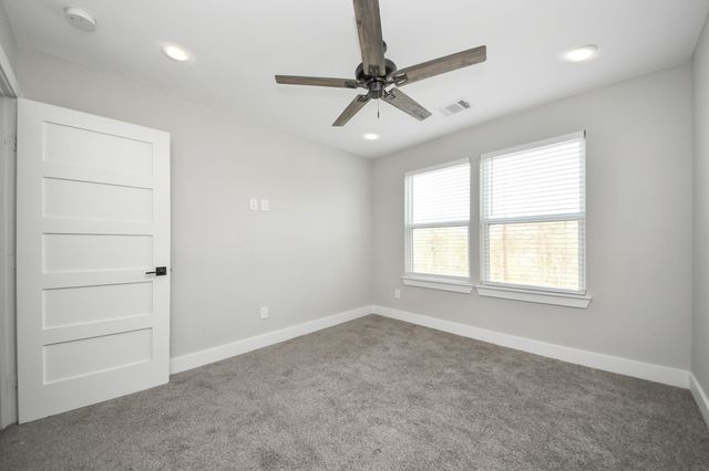 807 Avenue J, Conroe, TX 77301