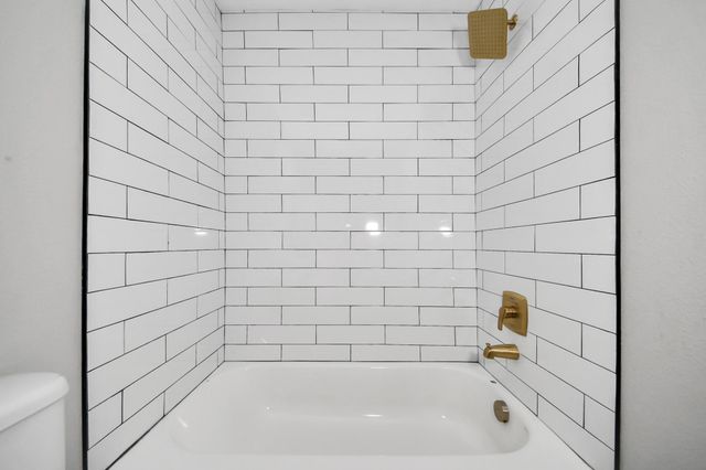 807 Avenue J, Conroe, TX 77301