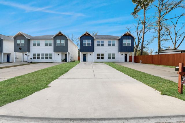 807 Avenue J, Conroe, TX 77301