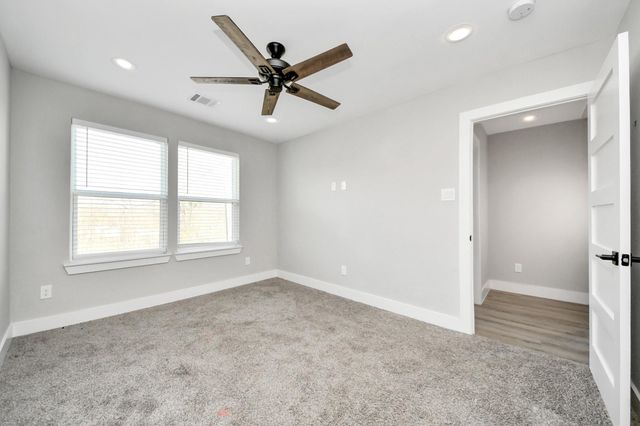 807 Avenue J, Conroe, TX 77301