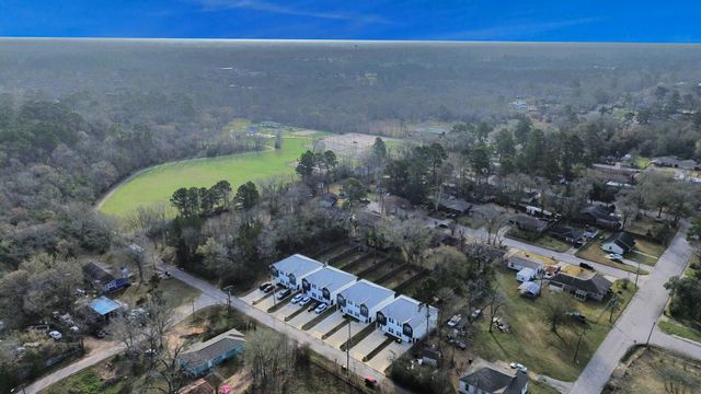 807 Avenue J, Conroe, TX 77301