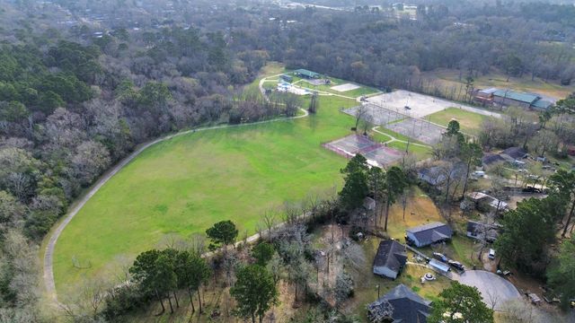 807 Avenue J, Conroe, TX 77301