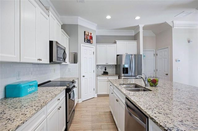 4824 Blue Elm Lane SE, Smyrna, GA 30080