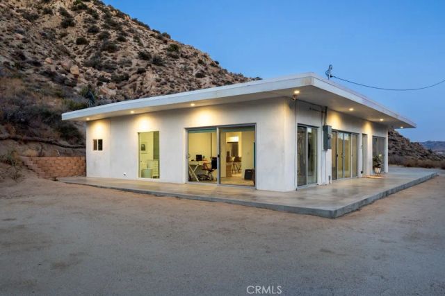 6595 Pioneertown Road, Yucca Valley, CA 92284