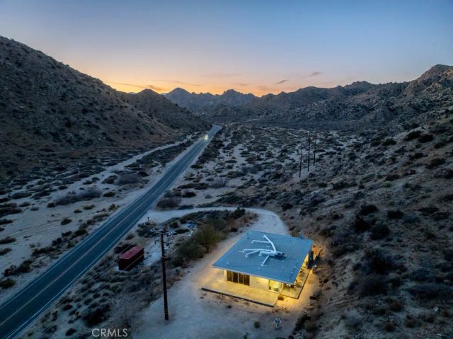 6595 Pioneertown Road, Yucca Valley, CA 92284