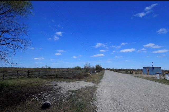 14602 Hughes Road, Guy, TX 77444