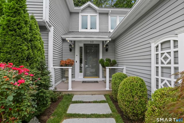 10 Cannon Brook Lane 10, Norwalk, CT 06851